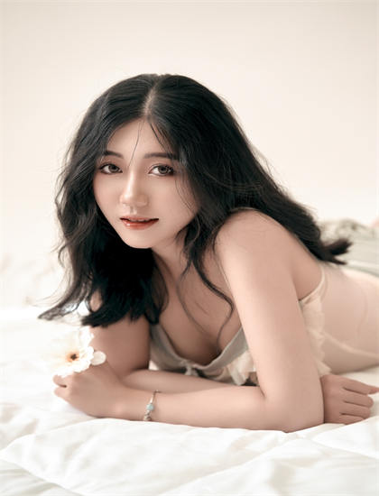 【深度分析】《我房即世界》的表演艺术与角色塑造 从艺术角度分析为你详细解读